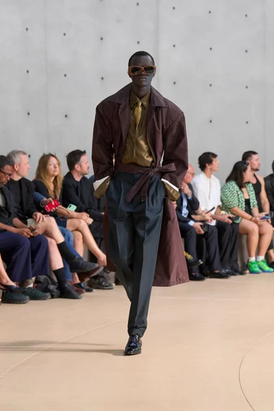 Look 9